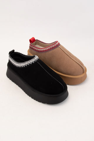 TESSA ARTISAN BINDING CUFF PLATFORM COZY SLIPPER (CAMEL)