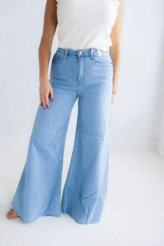 HIGH WASITED WIDE LEG W PAINT SPLATTER DETAIL