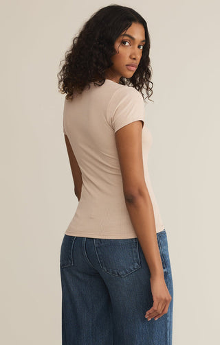 (MEDIUM) AVERY FITTED RIB TEE (PARCHMENT) - Z SUPPLY