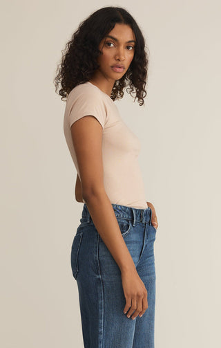 (MEDIUM) AVERY FITTED RIB TEE (PARCHMENT) - Z SUPPLY