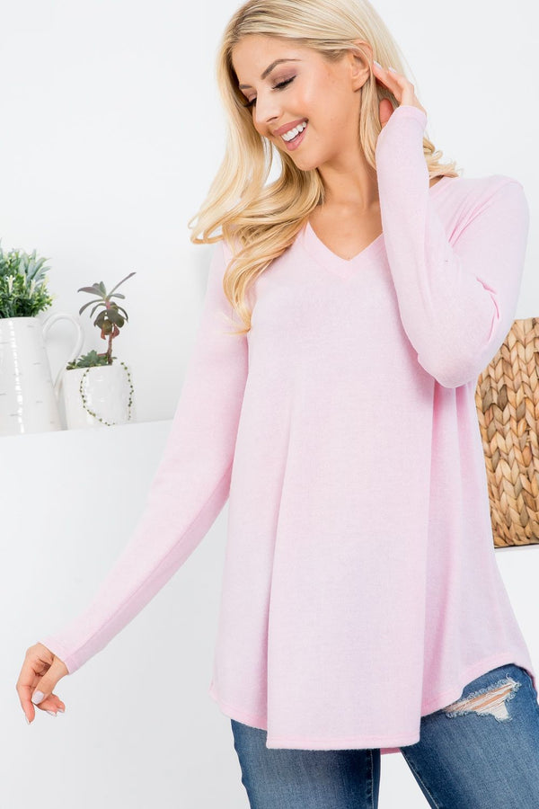 BUTTER SOFT SOLID FABRICVNECK TOP (BLUSH)