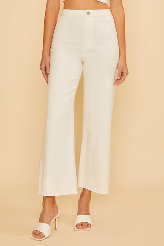 (RESTOCK) STRETCH HIGH RISE WIDE LEG CROPPED DENIM JEAN IN IVORY