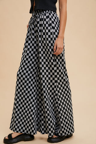 CHECKERBOARD KNIT WIDE LEG PANTS