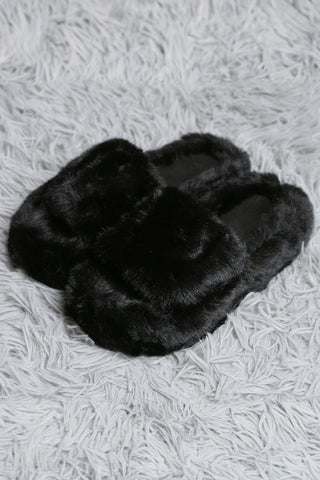 Fuzzy Luxe Slippers (Black)