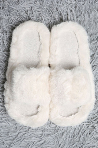 Fuzzy Luxe Slippers (White)