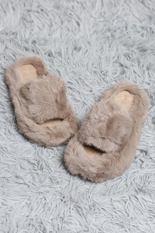 Fuzzy Luxe Slippers (Beige)