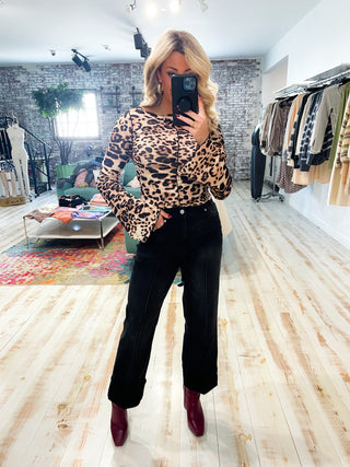 LEOPARD VELVET SLEEVE TOP