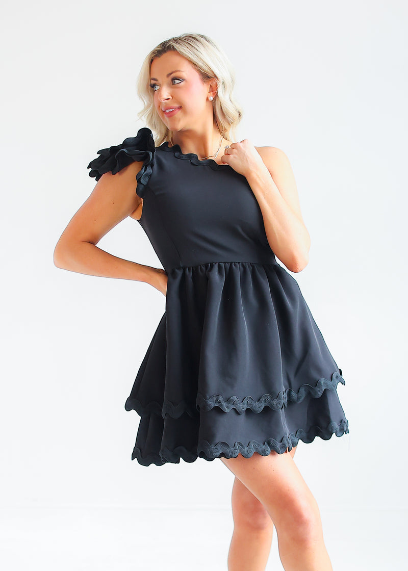 One Shoulder Scallop Edge Trim Solid Dress (Black)