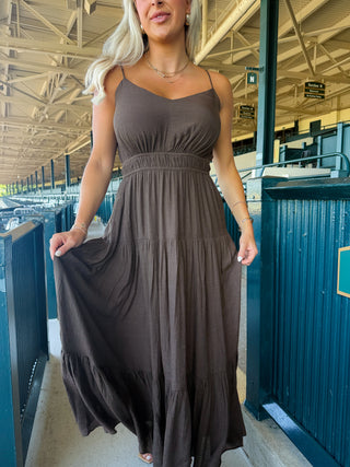 Eliana Tiered Dress (Brown)