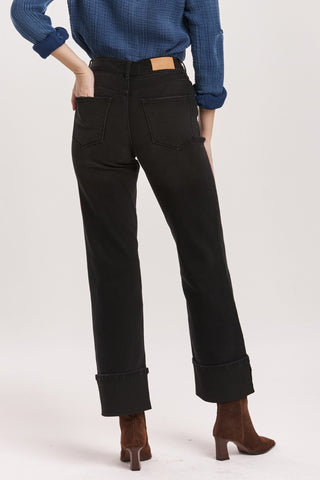 HOLLY SUPER HIGH RISE CUFFED STRAIGHT JEANS JET SET