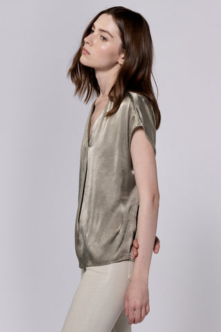 KRISTEN V NECK SHORT SLEEVE RELAXED FIT TOP VETIVER