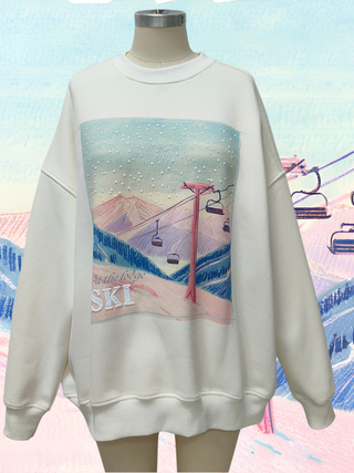 AT THE LODGE SKI PUFF PRINT SWEATSHIRT