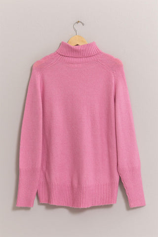 OVERSIZED TURTLENECK SWEATER (ROSE)