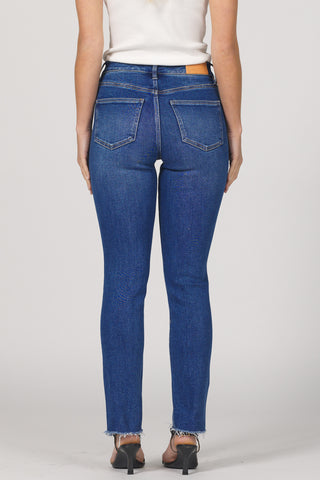 BLAIRE STRAIGHT LEG JEANS (RIVERS)