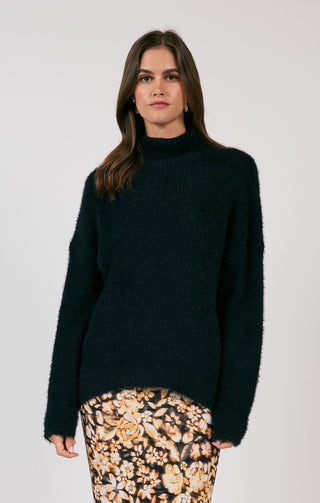 AIM HIGH TURTLENECK PULLOVER