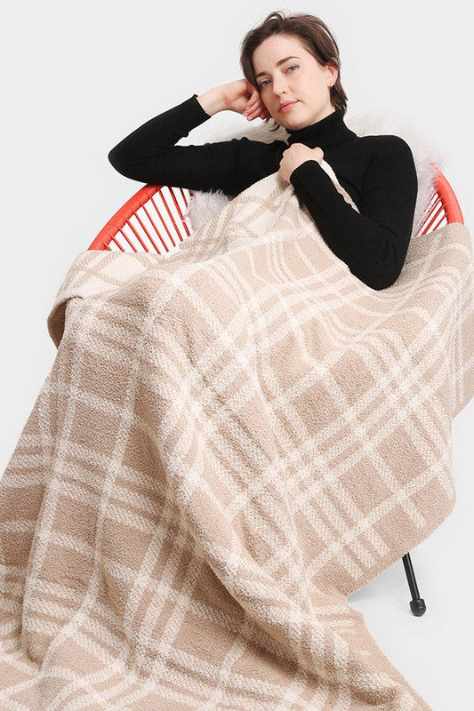 Plaid Check Patterned Soft Throw Blanket (Beige)