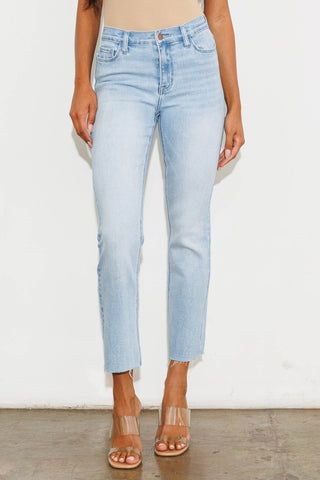 MID RISE STRAIGHT LEG JEANS